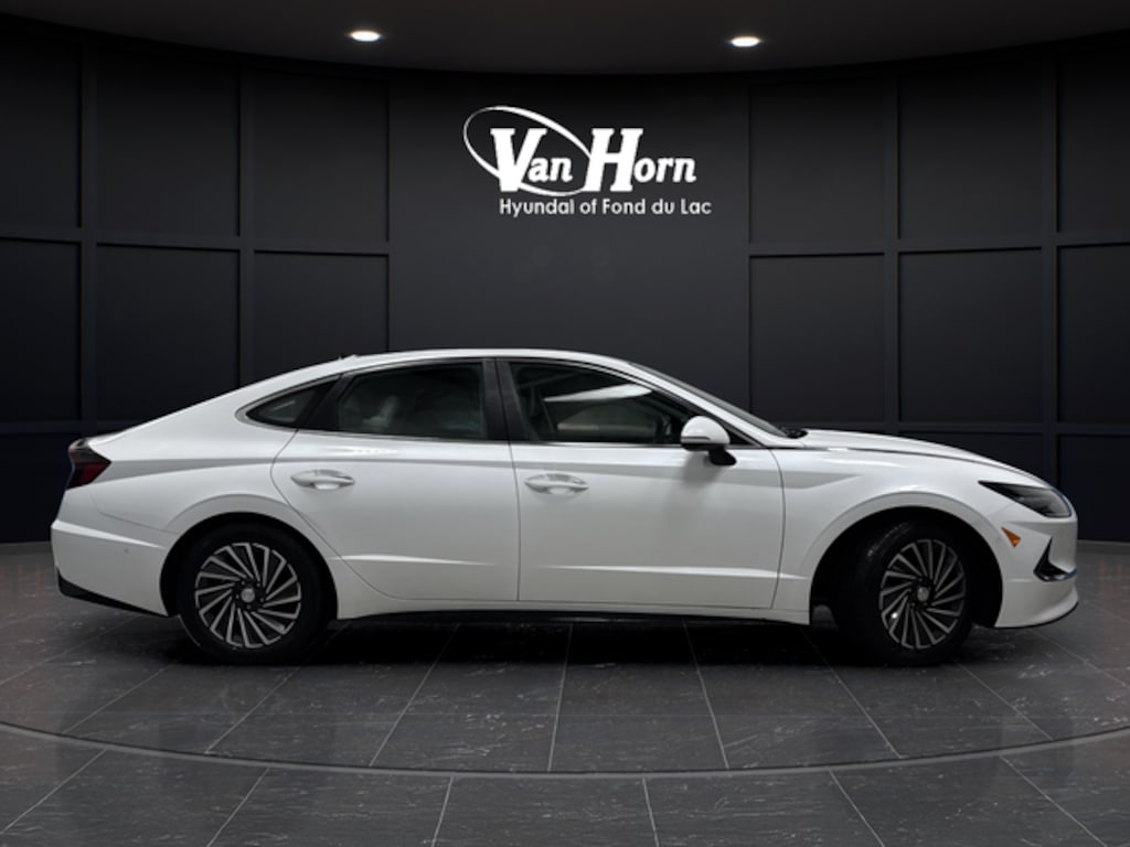Used 2022 Hyundai Sonata Hybrid Limited Sedan