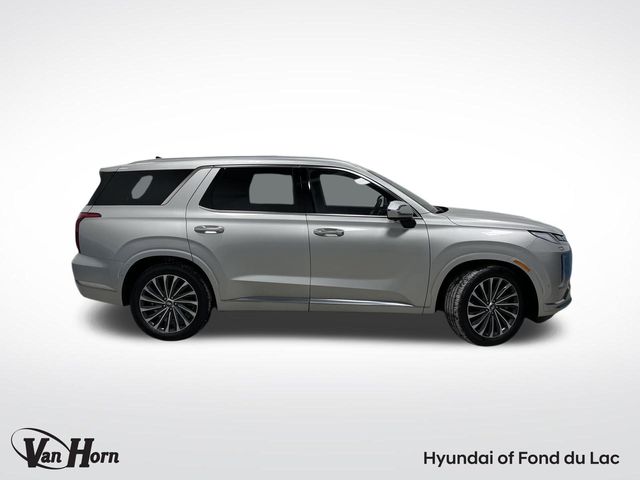 Used 2025 Hyundai Palisade Calligraphy with VIN KM8R7DGE1SU846933 for sale in Fond Du Lac, WI