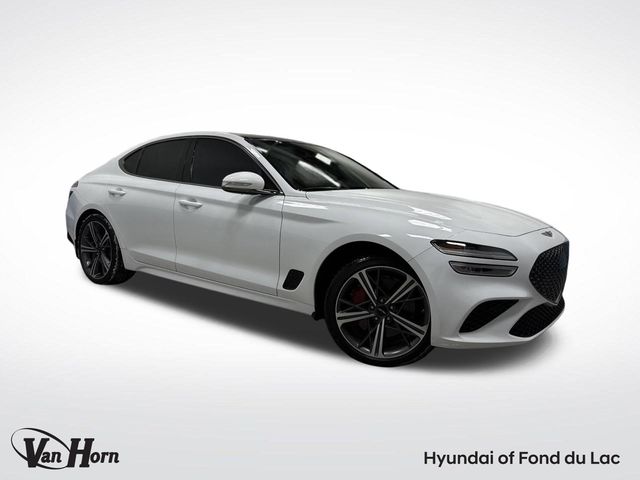 2025 GENESIS G70 Standard's photo