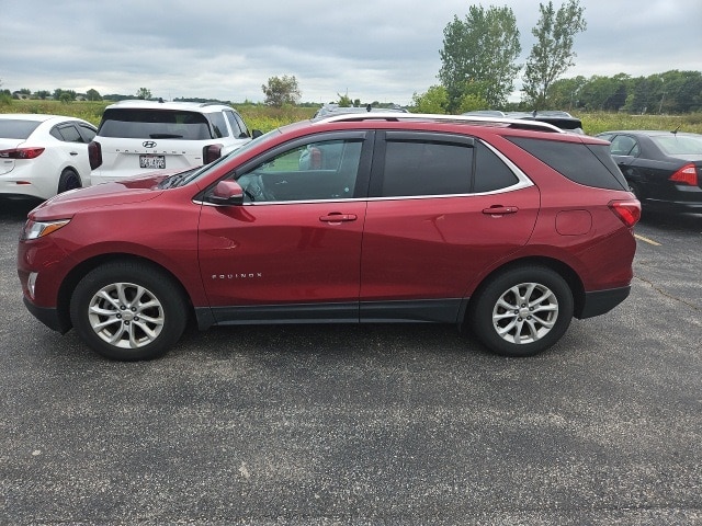 Used 2018 Chevrolet Equinox LT with VIN 2GNAXJEV2J6118609 for sale in Fond Du Lac, WI