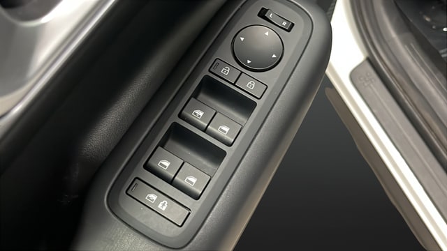 2024 Hyundai Santa Fe SE - Photo 21