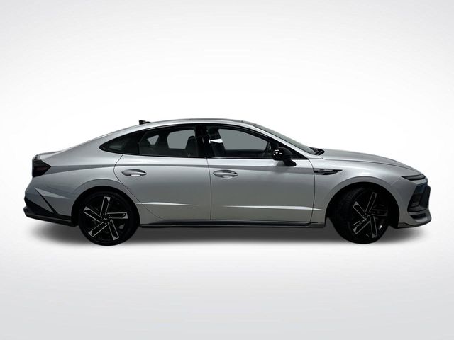 2025 Hyundai Sonata N Line photo 2
