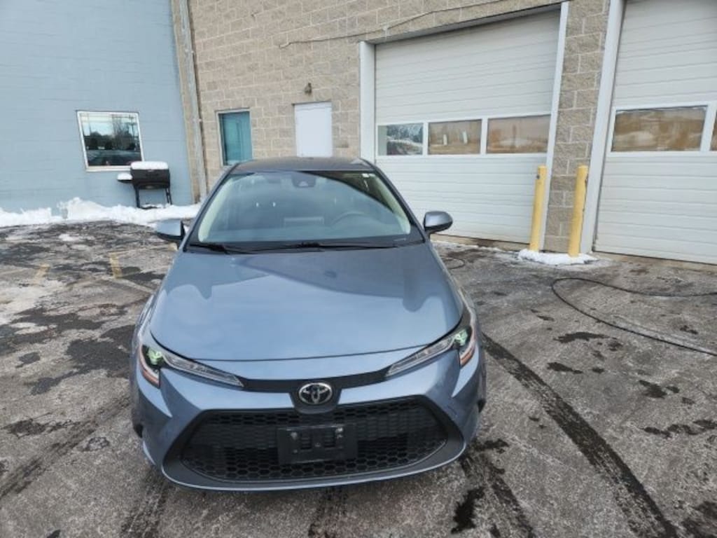 Used 2020 Toyota Corolla LE Sedan