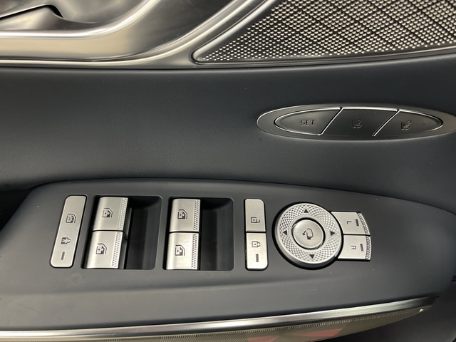 2025 GENESIS GV70 Sport - Photo 30