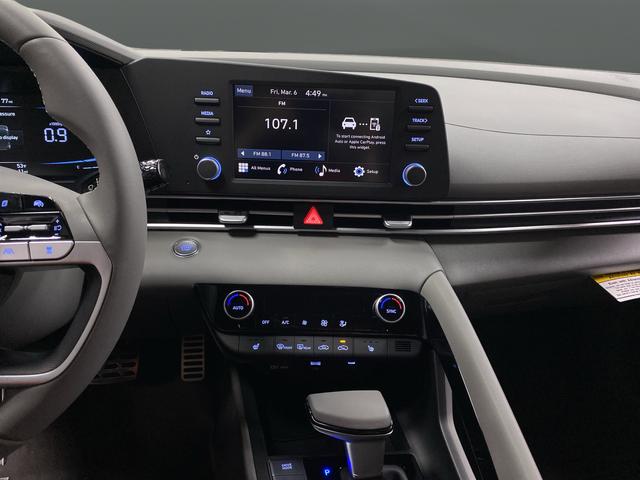 2026 Hyundai Elantra SEL - Photo 9