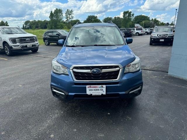 Used 2018 Subaru Forester Premium with VIN JF2SJAGC0JH604938 for sale in Fond Du Lac, WI