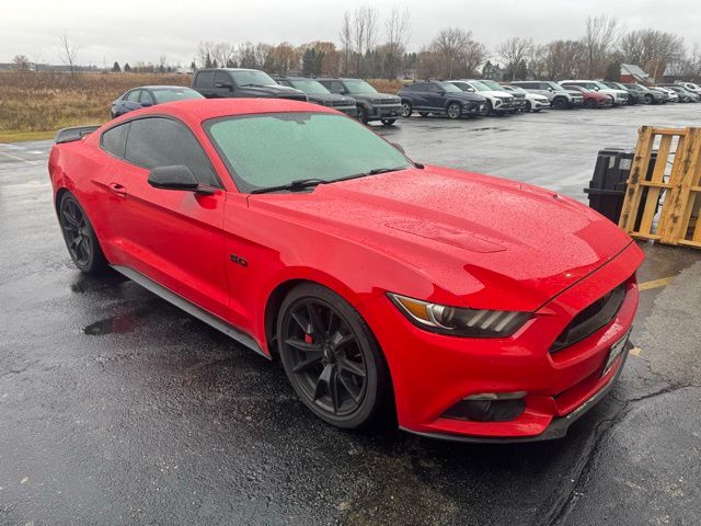 2017 Ford Mustang GT photo 2