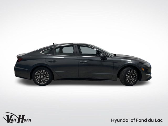 Used 2023 Hyundai Sonata Hybrid Limited with VIN KMHL54JJ3PA078334 for sale in Fond Du Lac, WI