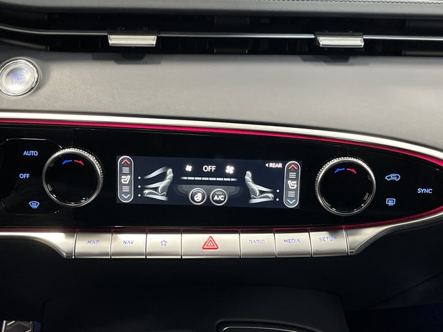 2025 GENESIS GV70 Sport - Photo 20