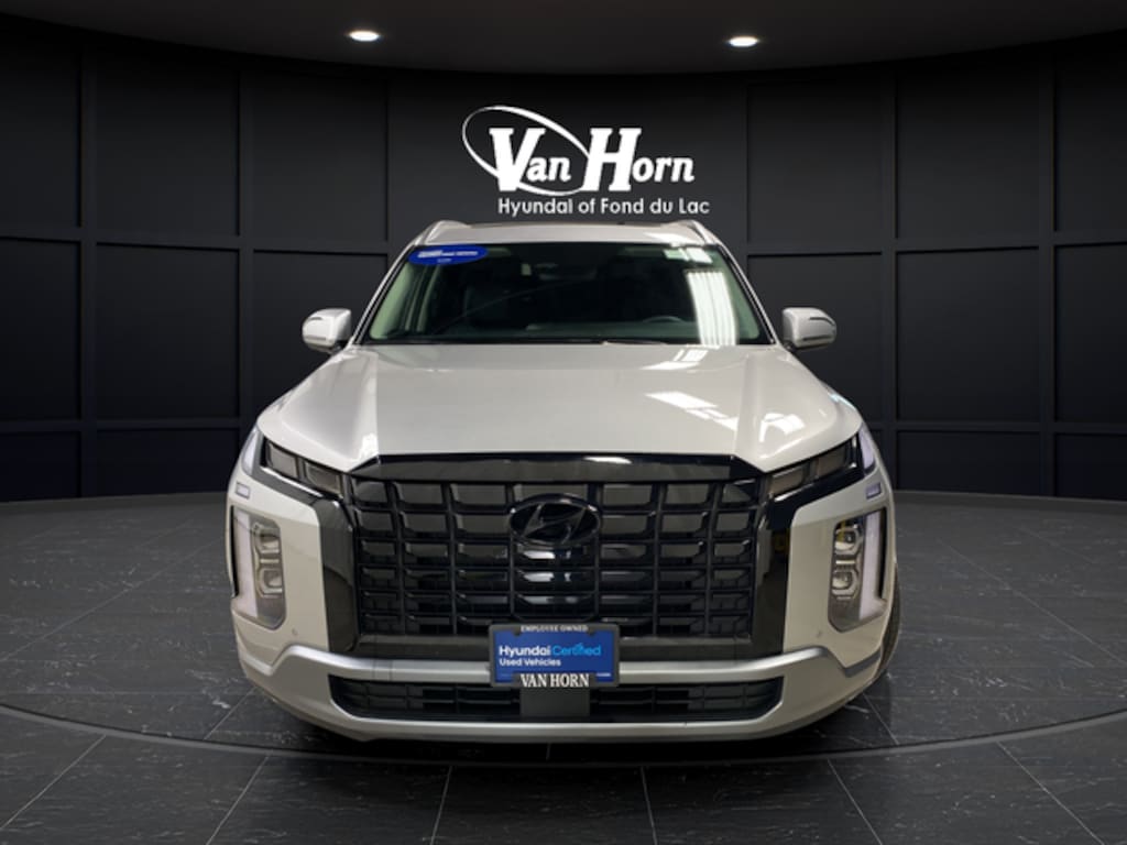 Used 2025 Hyundai Palisade SEL Premium 8 Passenger SUV