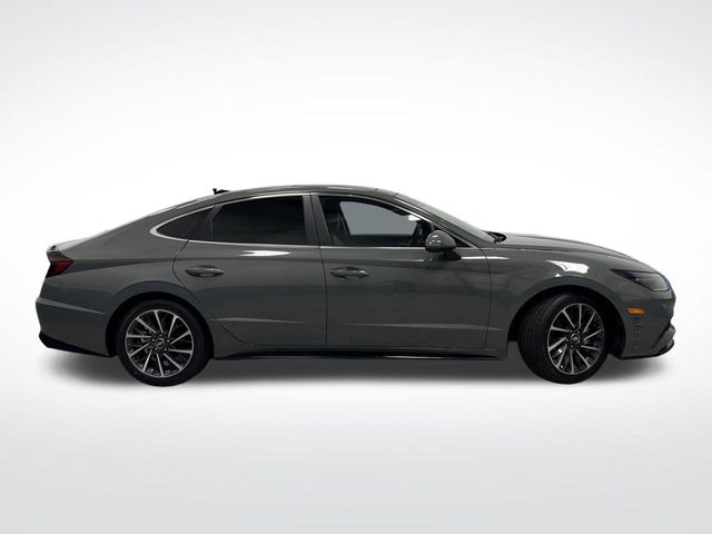 2020 Hyundai Sonata Limited photo 2