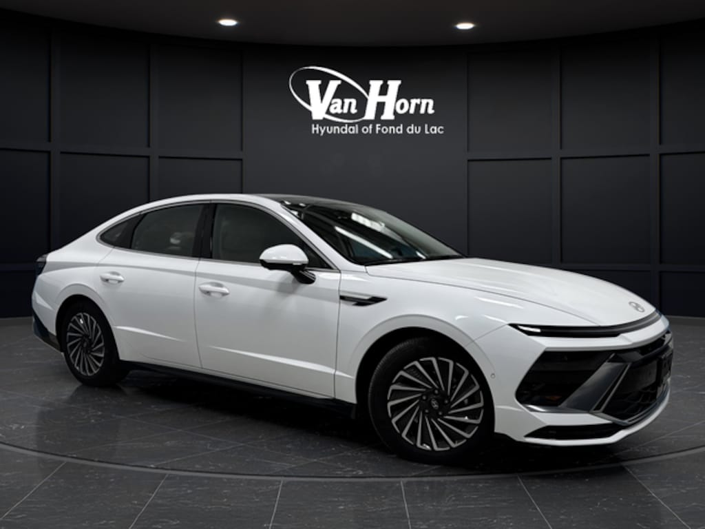 Used 2025 Hyundai Sonata Hybrid Limited Sedan