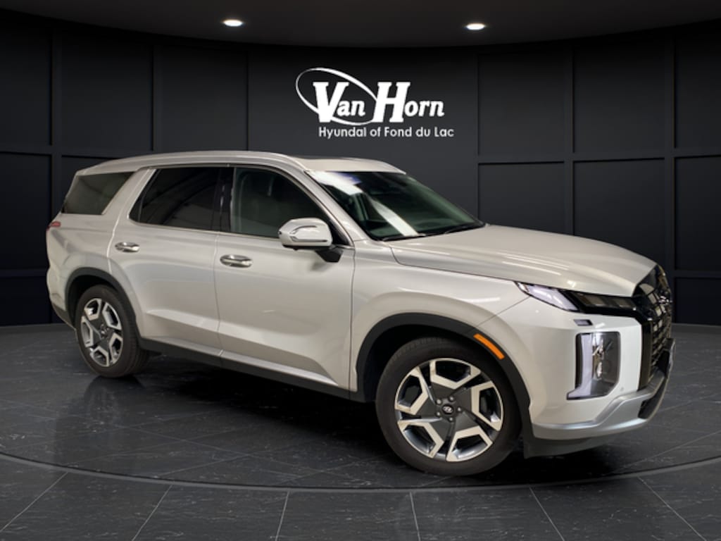 Used 2025 Hyundai Palisade SEL Premium 8 Passenger SUV
