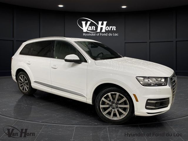 2018 Audi Q7 Premium Plus's photo