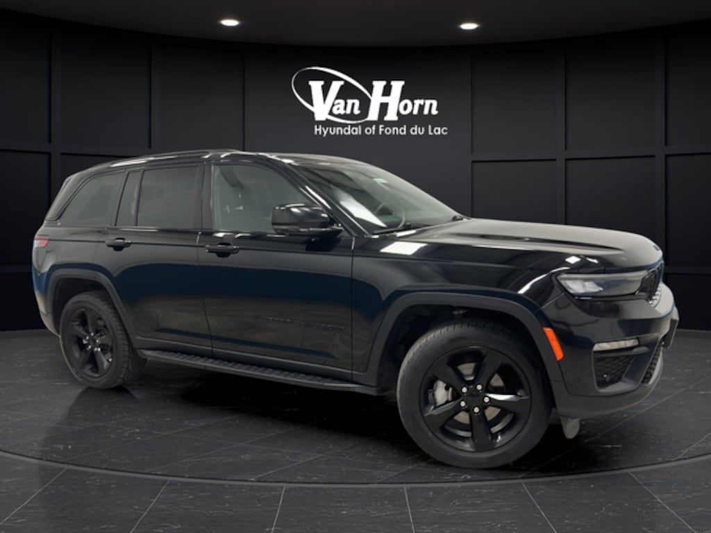 Used 2024 Jeep Grand Cherokee Limited SUV