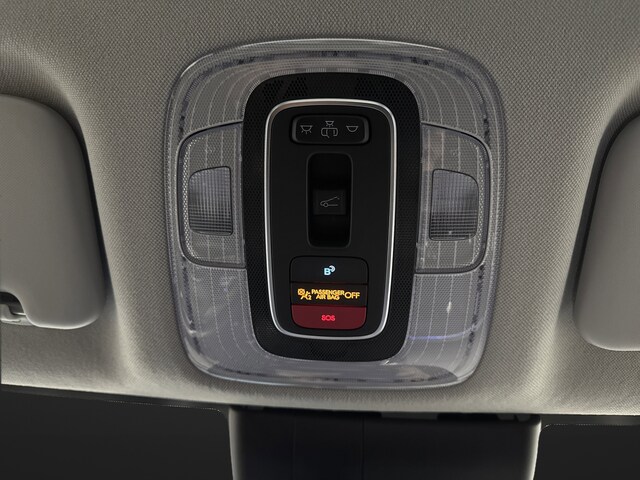 2024 Hyundai Elantra Limited - Photo 25