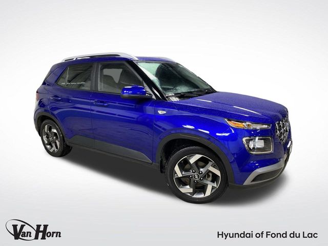 2023 Hyundai Venue SEL's photo