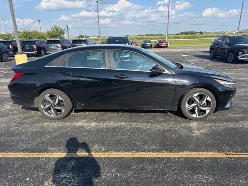 Used 2023 Hyundai Elantra HEV Limited Sedan