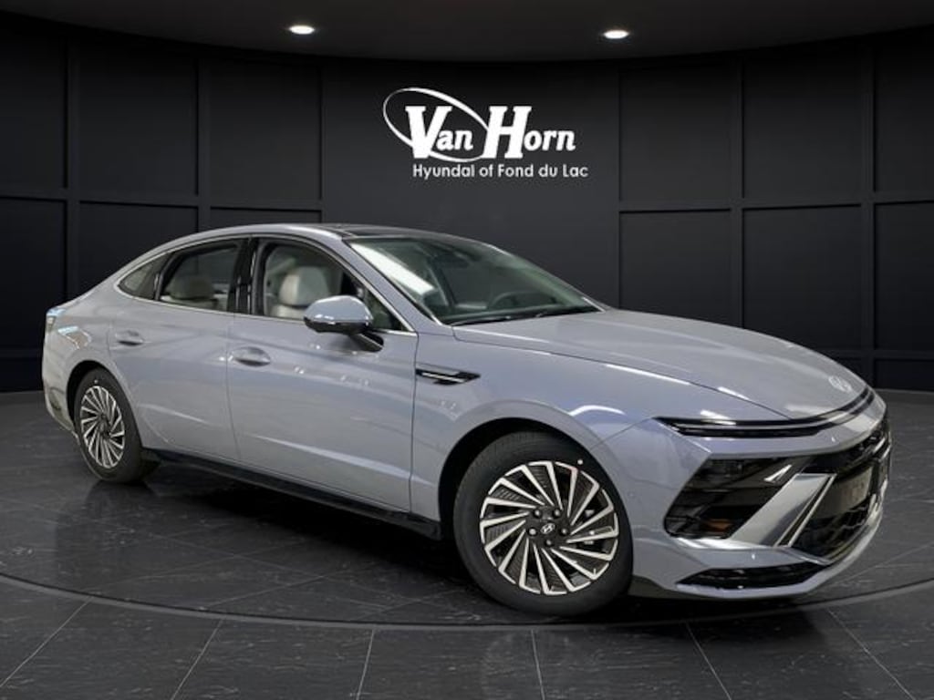 New 2025 Hyundai Sonata Hybrid Limited Sedan