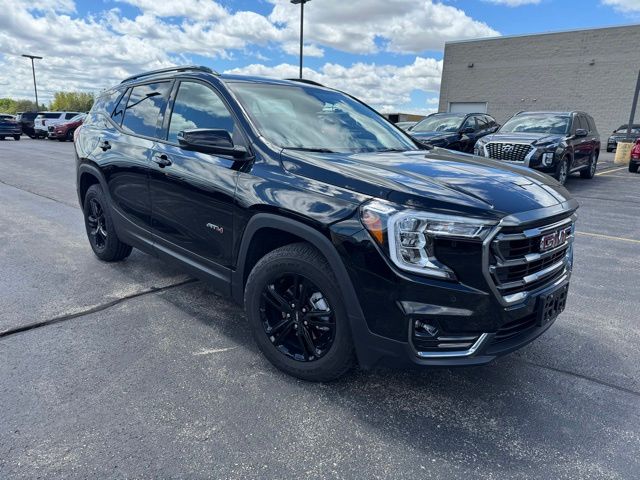 2022 GMC Terrain AT4 AWD's photo