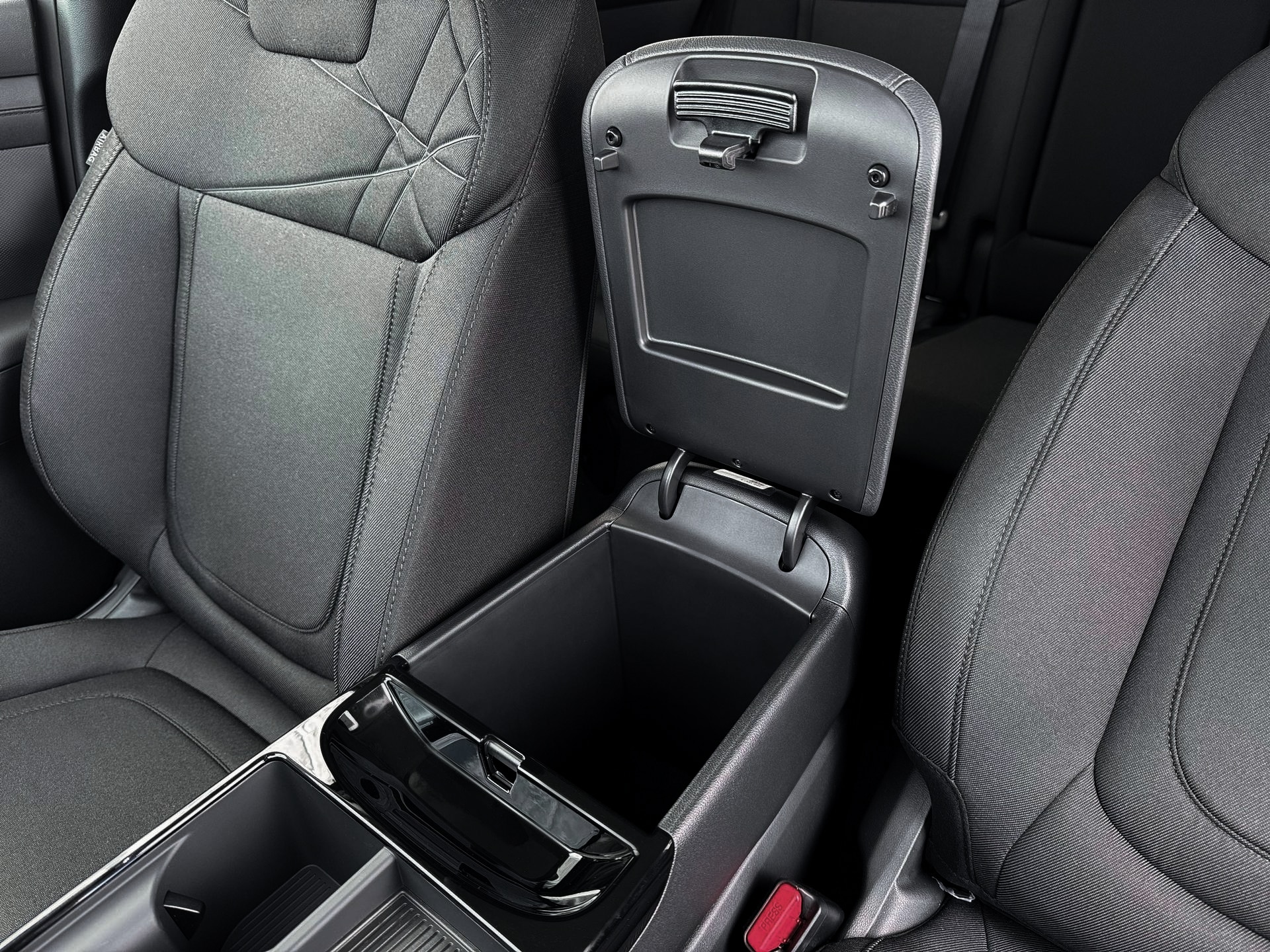 2026 Hyundai Tucson SEL - Photo 18