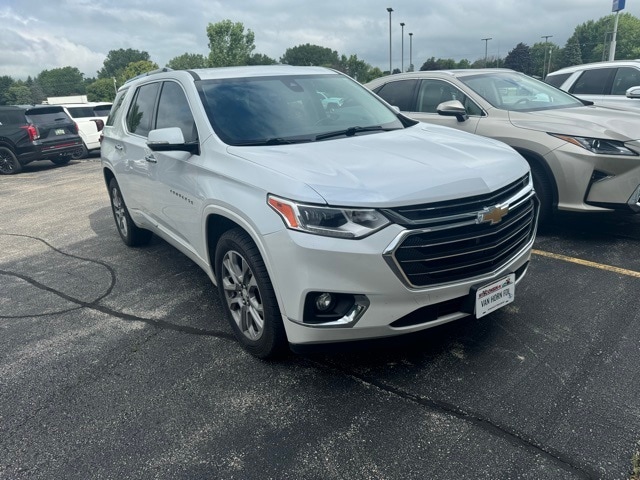 Used 2018 Chevrolet Traverse Premier with VIN 1GNEVJKW0JJ108927 for sale in Fond Du Lac, WI