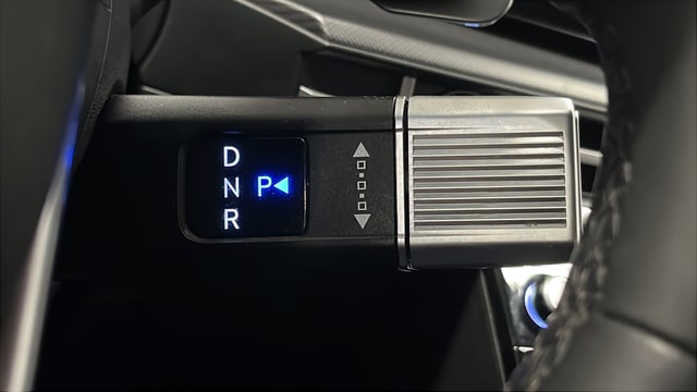 2024 Hyundai Santa Fe SE - Photo 18