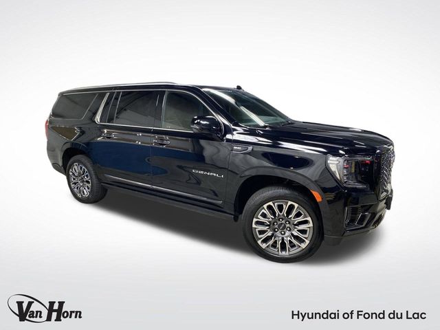 2023 GMC Yukon XL Denali Ultimate's photo