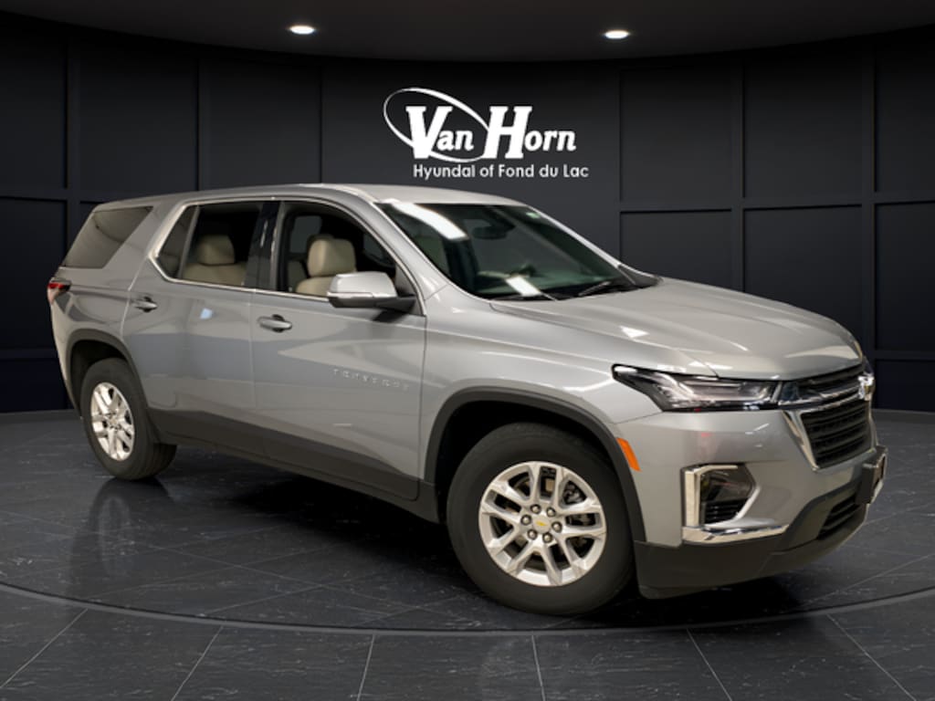 Used 2023 Chevrolet Traverse LS SUV