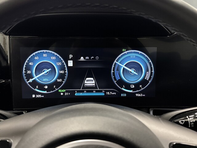 2024 Hyundai Elantra Limited - Photo 17