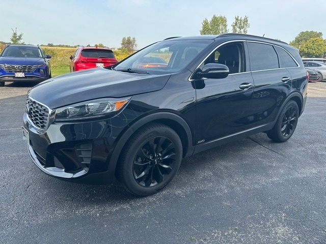 Used 2020 Kia Sorento S with VIN 5XYPGDA59LG697064 for sale in Fond Du Lac, WI