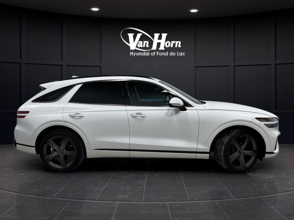 Used 2025 Genesis GV70 2.5T Sport Prestige/Select/Advanced SUV