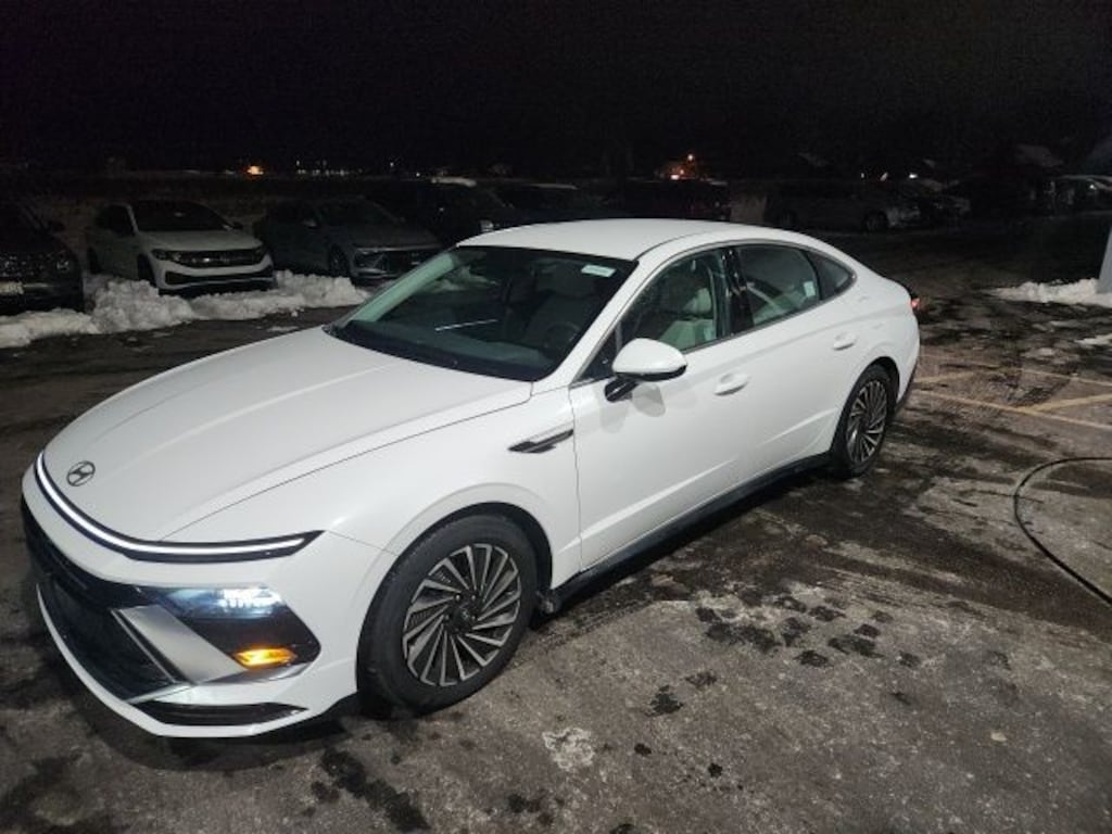 Certified 2025 Hyundai Sonata Hybrid SEL Sedan