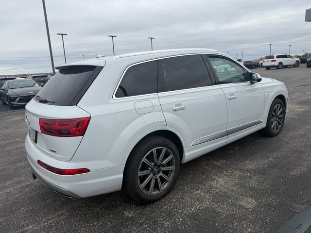 2018 Audi Q7 2.0T Premium Plus photo 2