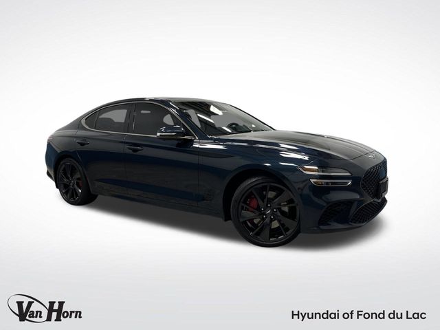 2022 GENESIS G70 Standard's photo
