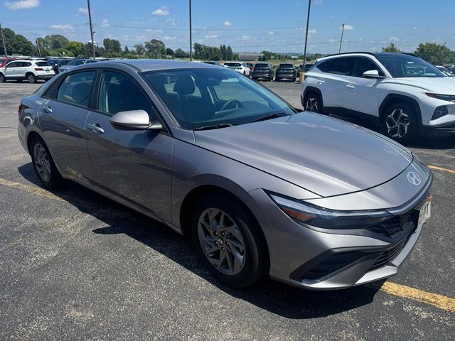 Used 2024 Hyundai Elantra Blue with VIN KMHLM4DJ8RU104393 for sale in Fond Du Lac, WI