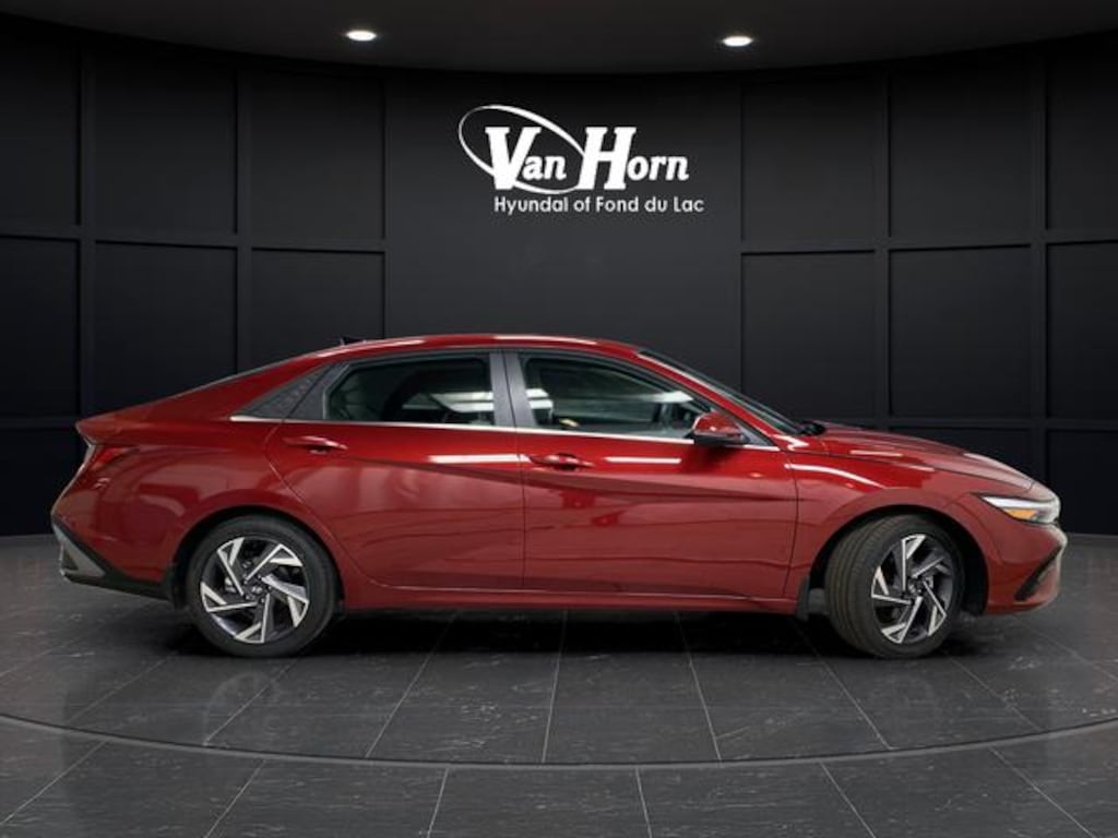 New 2026 Hyundai Elantra Limited Sedan