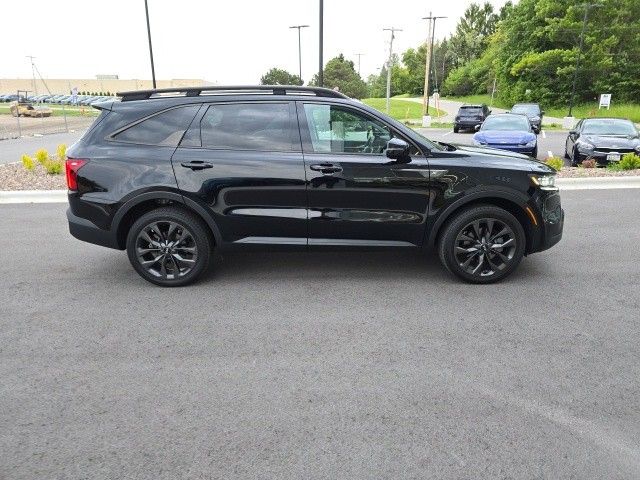 Used 2021 Kia Sorento X-Line with VIN 5XYRKDLF7MG055277 for sale in Sheboygan, WI