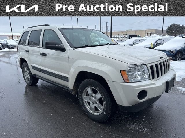 2005 Jeep Grand Cherokee Laredo's photo