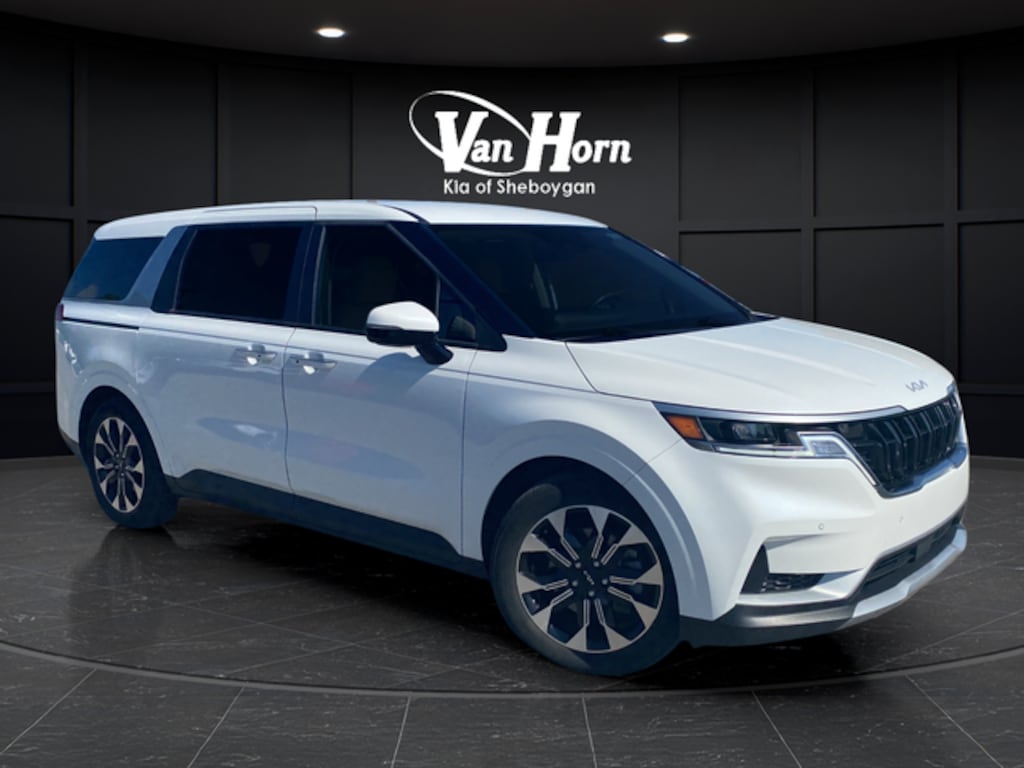 Certified 2024 Kia Carnival EX Minivan/Van