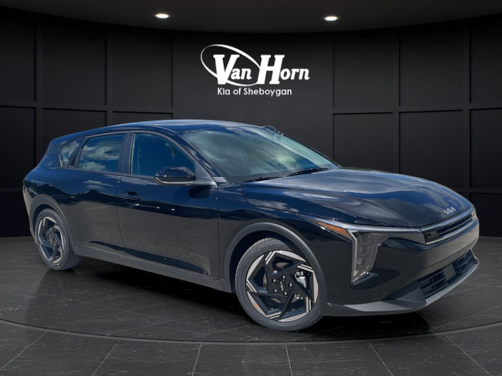 New 2026 Kia K4 EX Hatchback