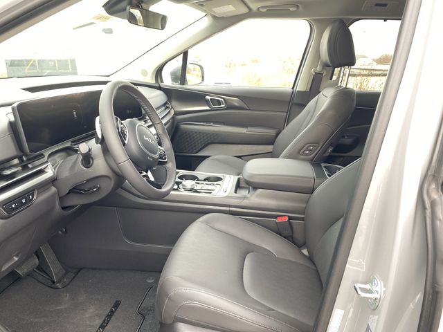 2026 Kia Carnival SX photo 3