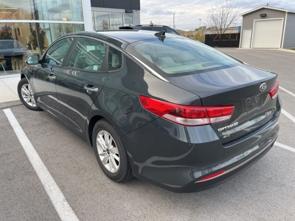 Used 2016 Kia Optima LX Sedan