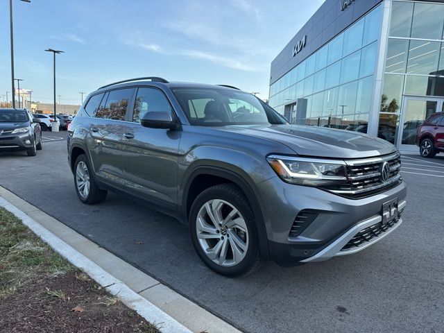 2022 Volkswagen Atlas SE Technology photo 3