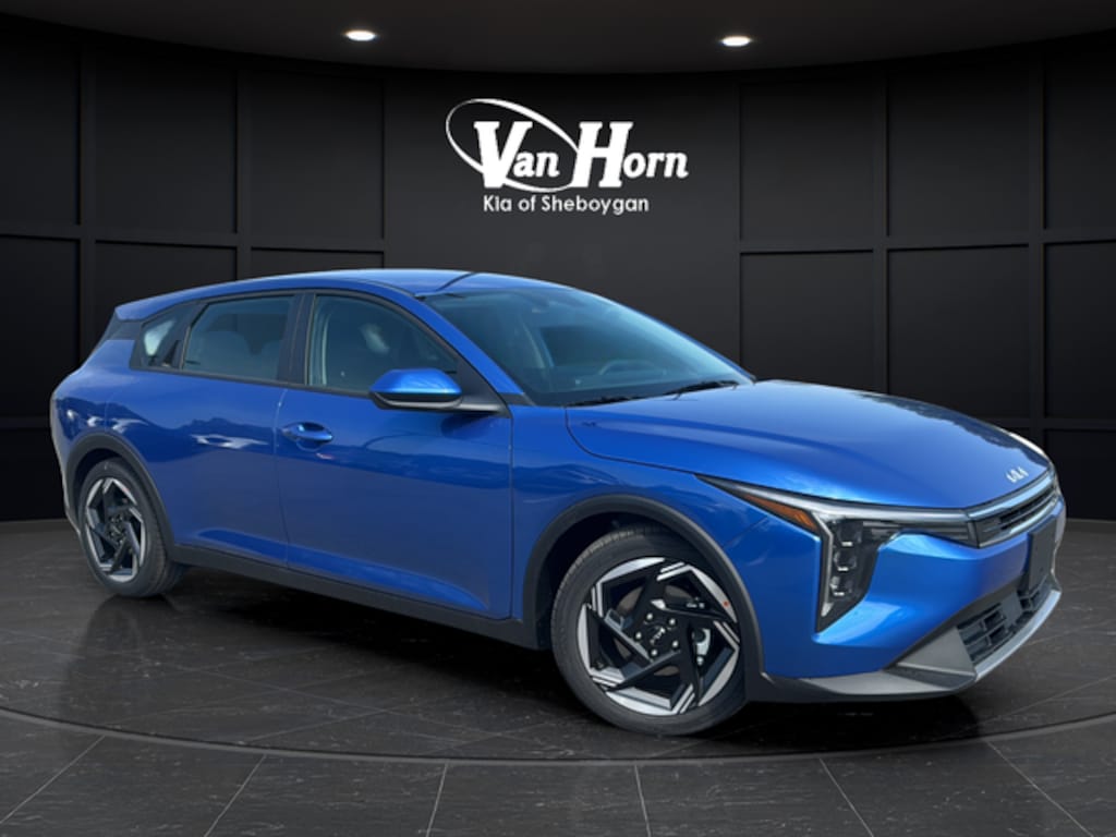 New 2026 Kia K4 EX Hatchback