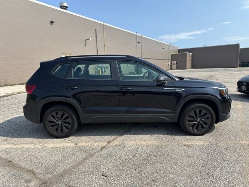 Used 2023 Volkswagen Taos 1.5T S SUV