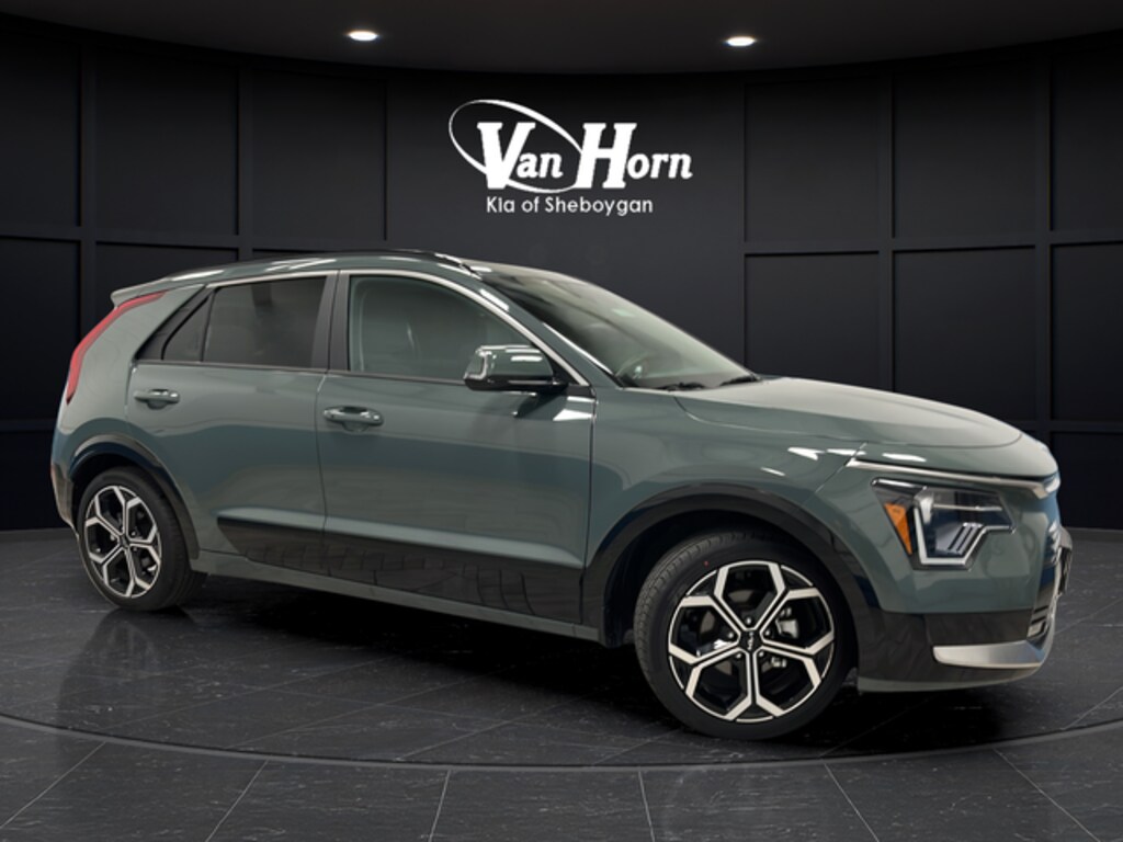 Used 2024 Kia Niro EX Touring SUV