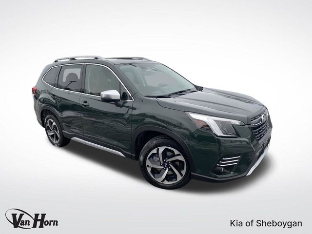 2024 Subaru Forester Touring's photo