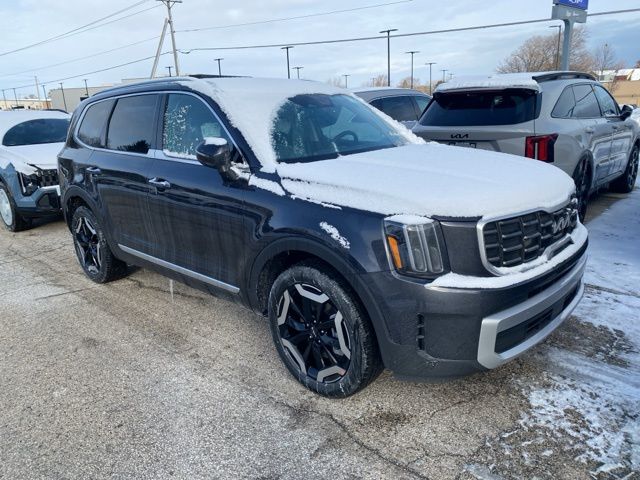 2025 Kia Telluride S's photo