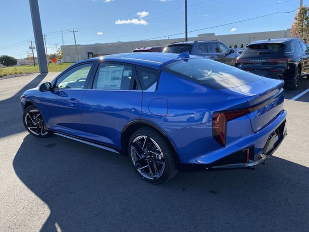 New 2025 Kia K4 GT-Line Sedan